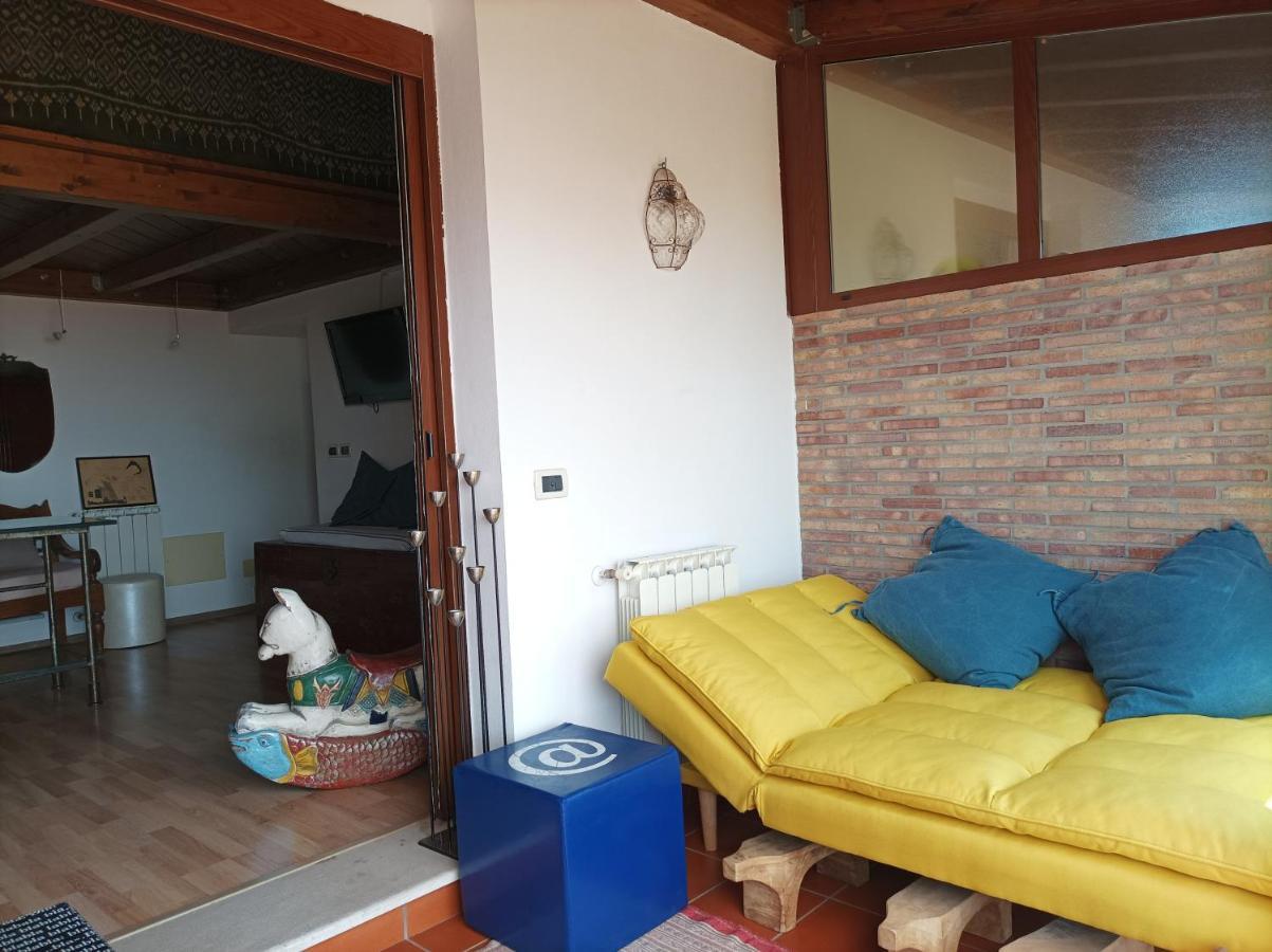 Aly Art Apartment Taormina Duomo, Gulf & Etna View Exteriör bild