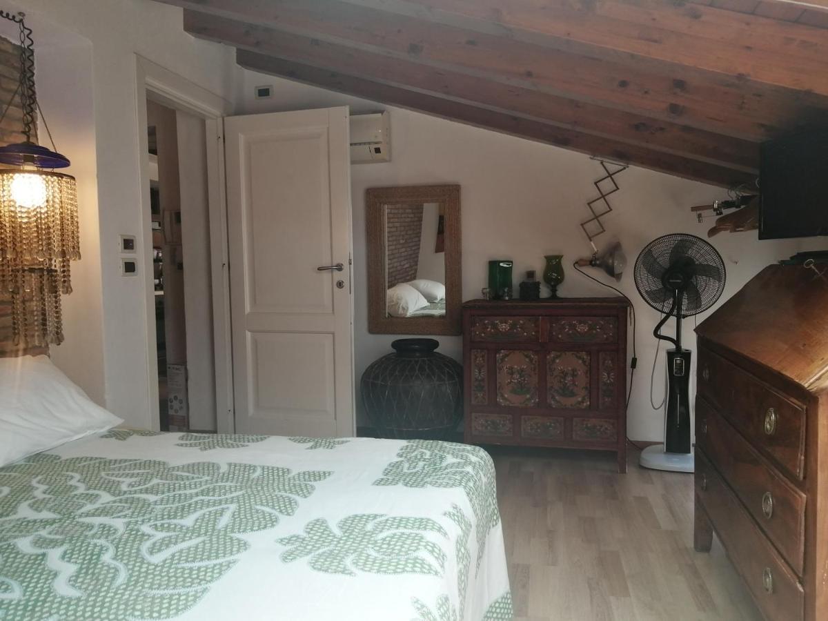 Aly Art Apartment Taormina Duomo, Gulf & Etna View Exteriör bild